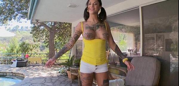  Bonnie Rotten is the unchallenged squirting anal queen!